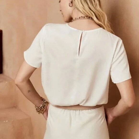 Banana Republic Essential Crew-Neck Top (Dressy) - Picture 2 of 3